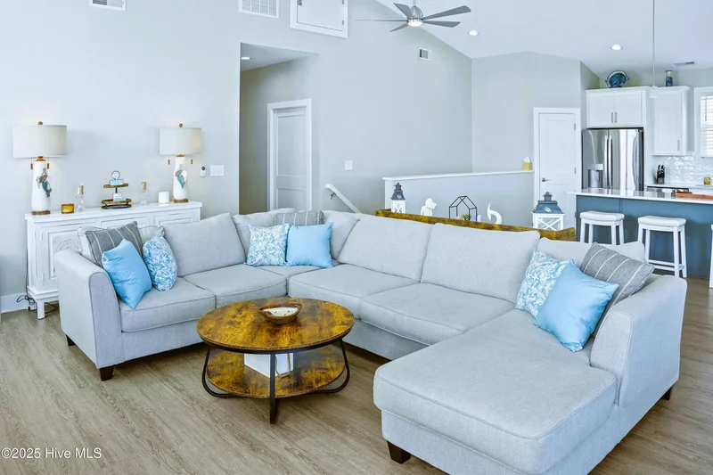 207 Fairview Street, Atlantic Beach, NC 28512, Atlantic Beach, North Carolina, United States. - Photo 46