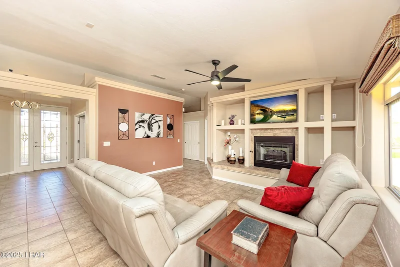 3688 Cactus Ridge Dr, Lake Havasu City, AZ 86406, Lake Havasu City, Arizona, United States. - Photo 17