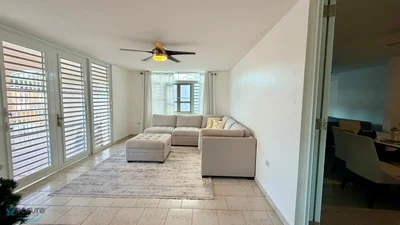Thumbnail 17