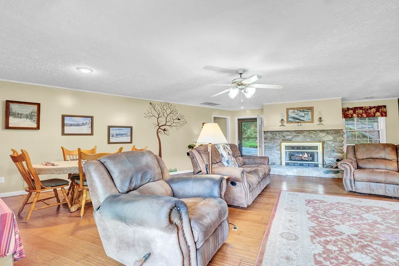 265 Trout Lake Road, Deep Gap, NC 28618, Triplett, North Carolina, United States. - Photo 4