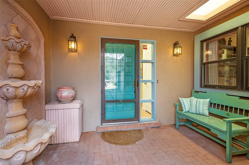 382 Calle Colina, Santa Fe, NM 87501, Santa Fe, New Mexico, United States. - Photo 50