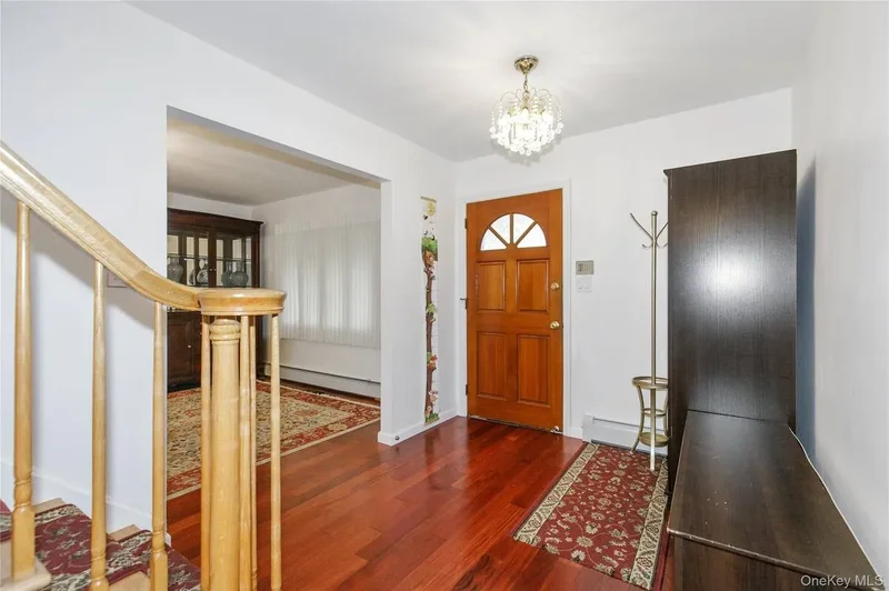 43 ELM Street, Great Neck, New York, United States. - Photo 17