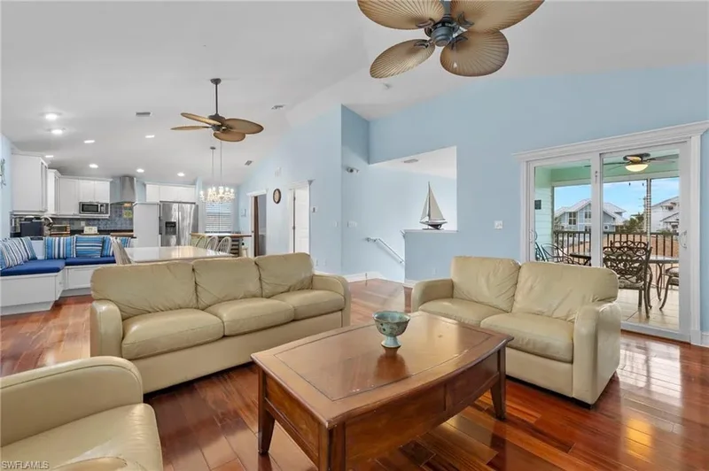 104 Washington AVE, Fort Myers Beach, Florida, United States. - Photo 29