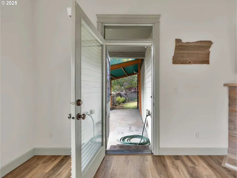 3279 SE ANDERSON RD, Gresham, Oregon, United States. - Photo 13