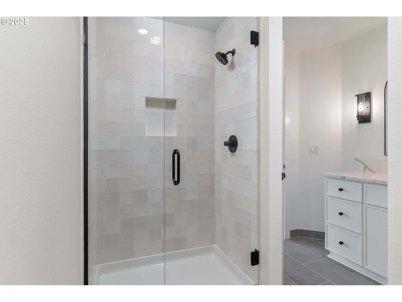 2263 SW Phyllis Pl, Gresham, OR 97080, Gresham, Oregon, United States. - Photo 22