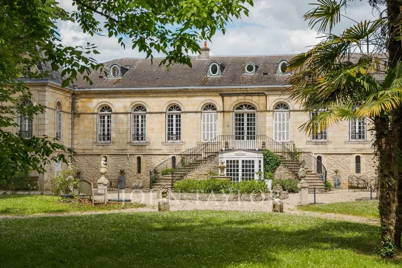 18th-century residence located just 35 minutes from Bordeaux - John Taylor