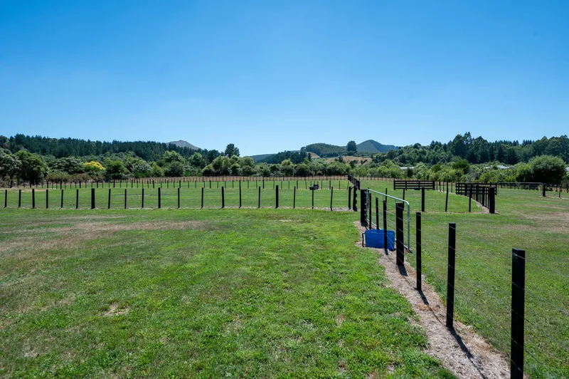 12 Oakdale Drive Kinloch, Taupo, WKO, Taupo, Waikato, New Zealand. - Photo 5