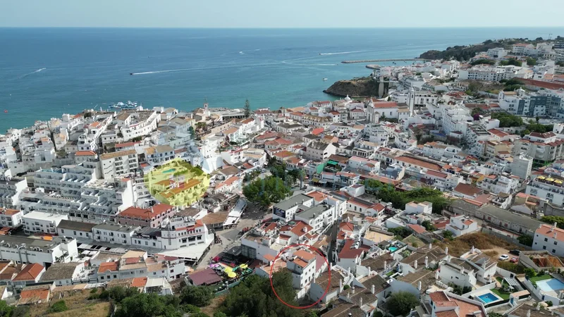 Praia dos Pescadores, Olhos de Agua, Portugal. - Photo 59