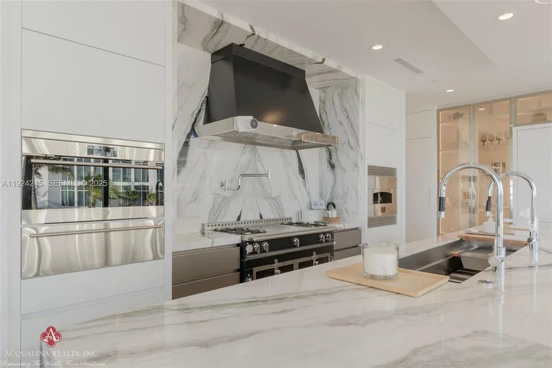 17975 Collins Avenue 502, Golden Beach, Florida, United States. - Photo 26