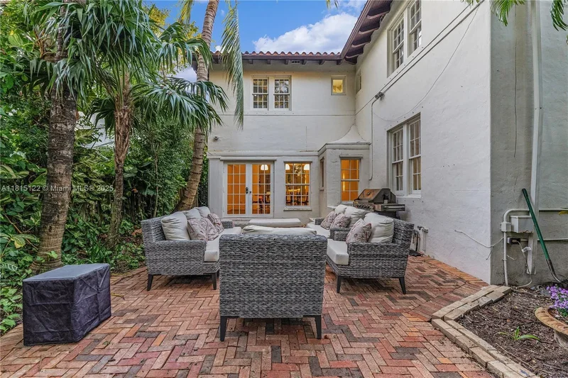 3747 Royal Palm Ave, Miami Beach, Florida, United States. - Photo 23