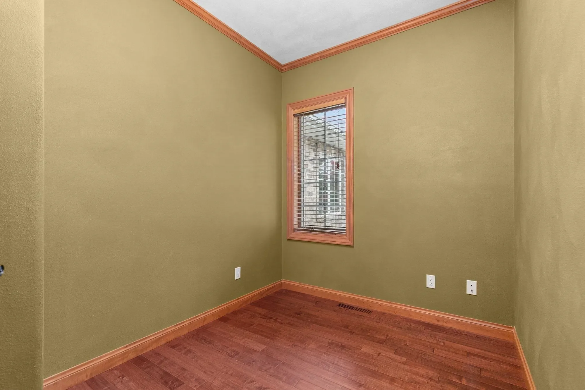 Gallery photo 12