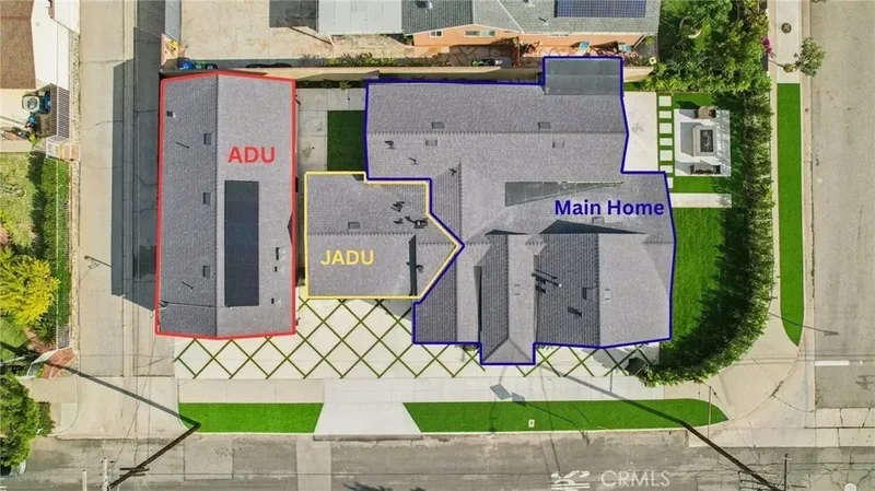 8006 Lloyd Avenue, Los Angeles, California, United States. - Photo 7