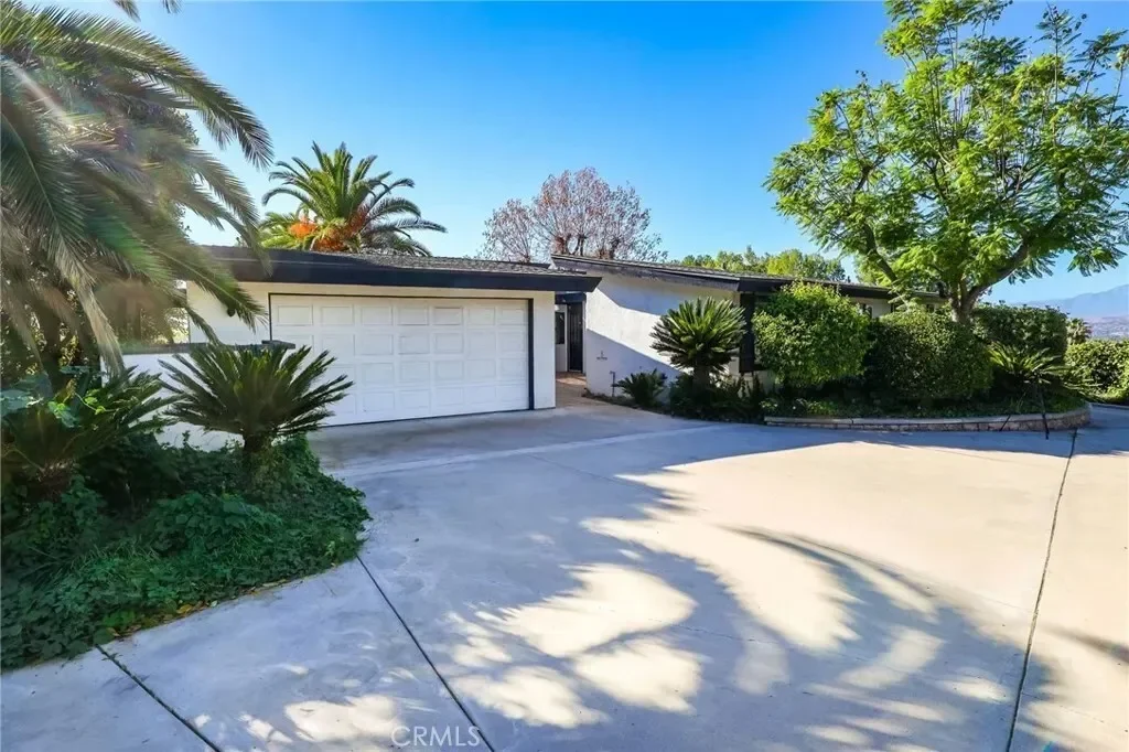 7008 Hawarden, Riverside, California, United States. - Photo 20