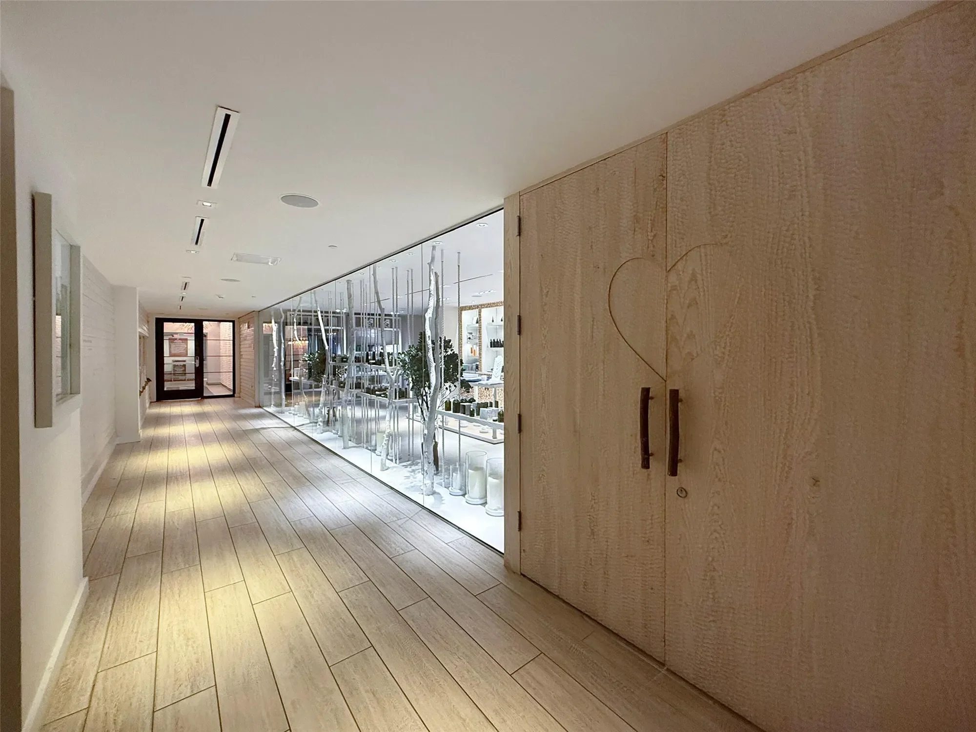 2301 Collins Ave 1008, Miami Beach, Florida, United States. - Photo 48