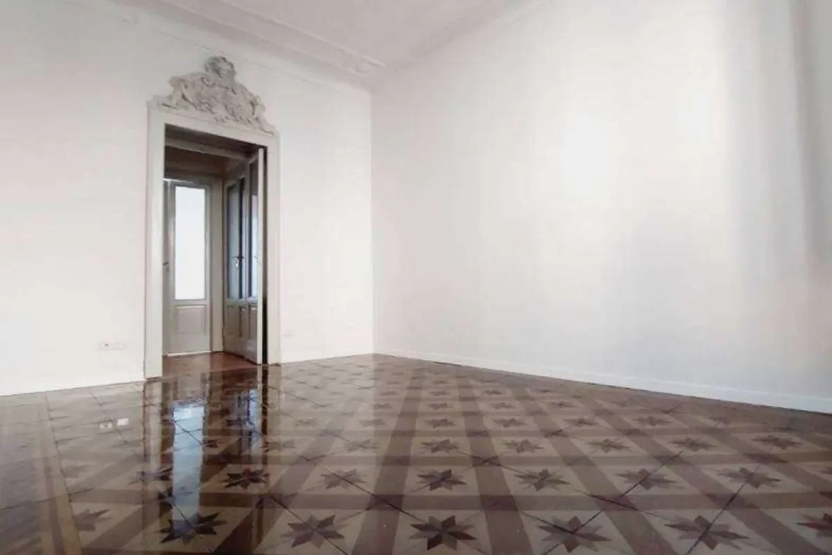 three-room apartment for sale on via spontini in milan