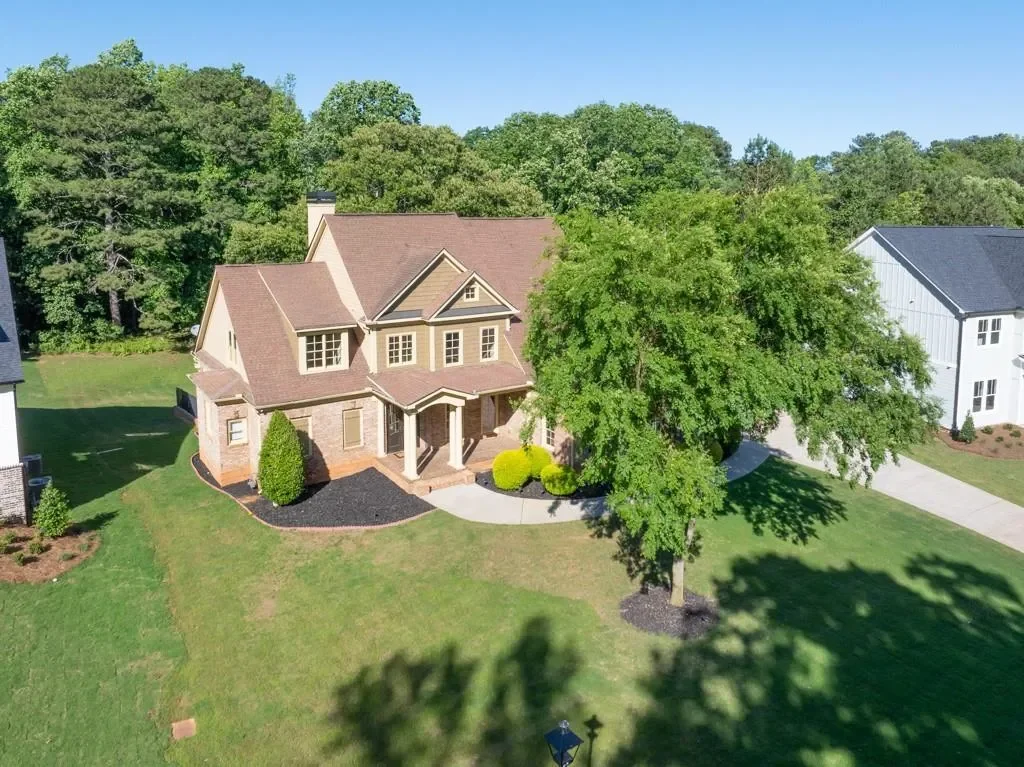 Single Family Residence in Gainesville