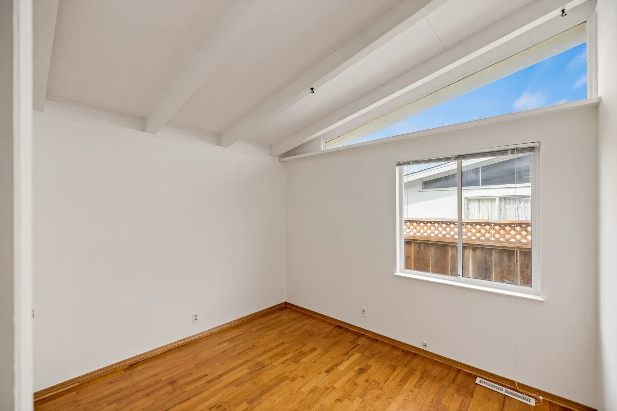 Gallery photo 8
