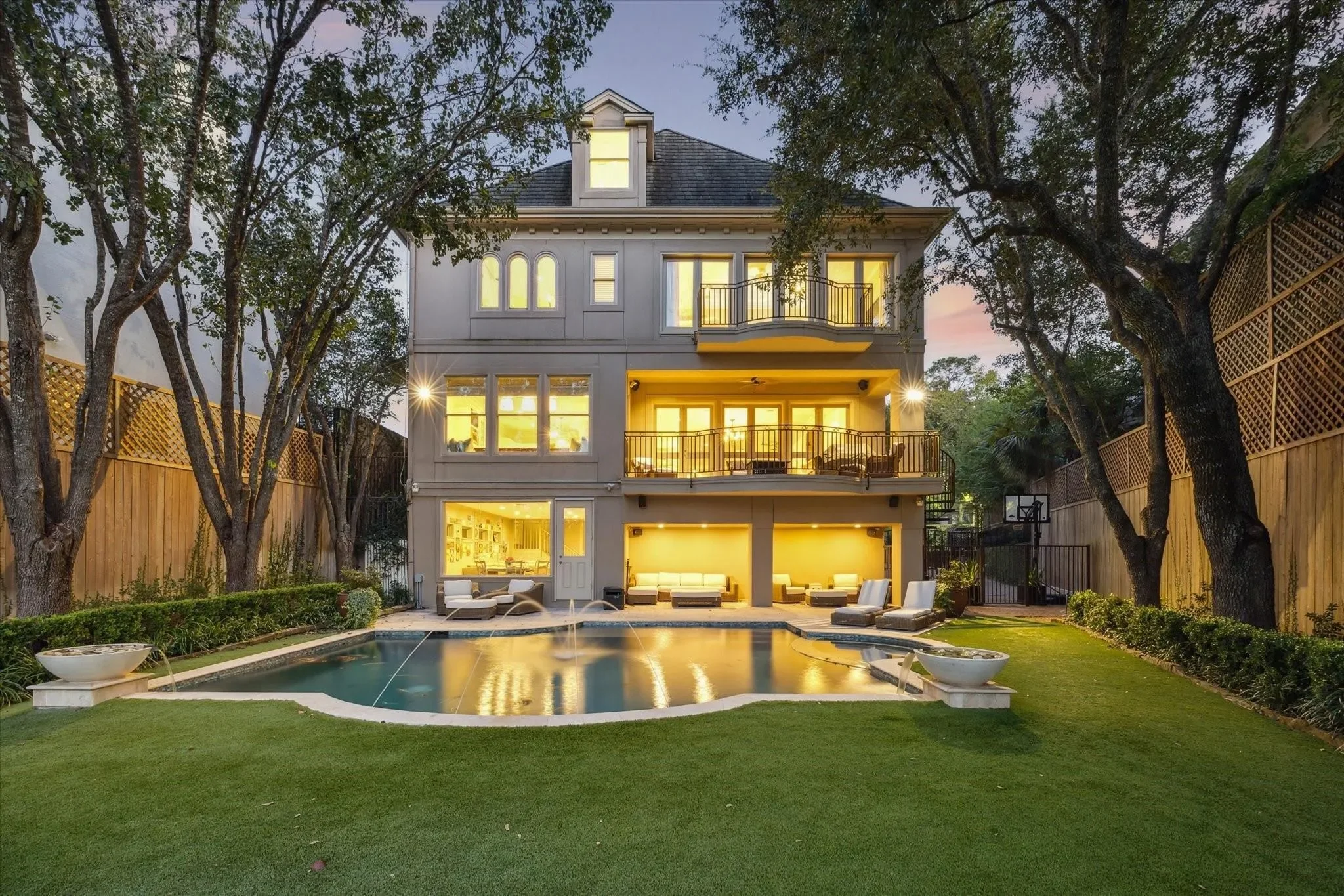 5602 Indian Circle, Houston, Texas, United States. - Photo 2
