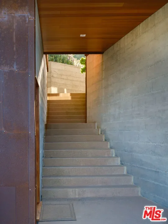 47730 Coast Ridge Road, Big Sur, California, United States. - Photo 20
