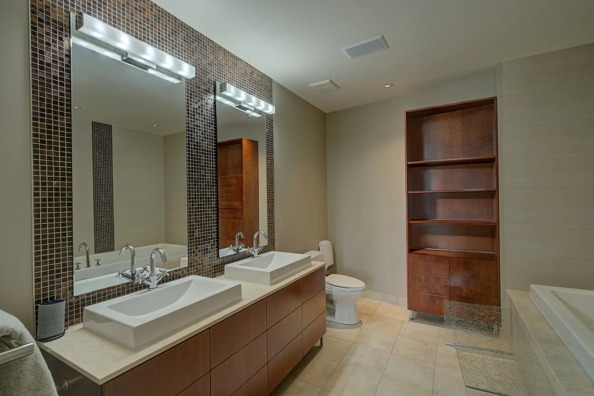Gallery photo 4