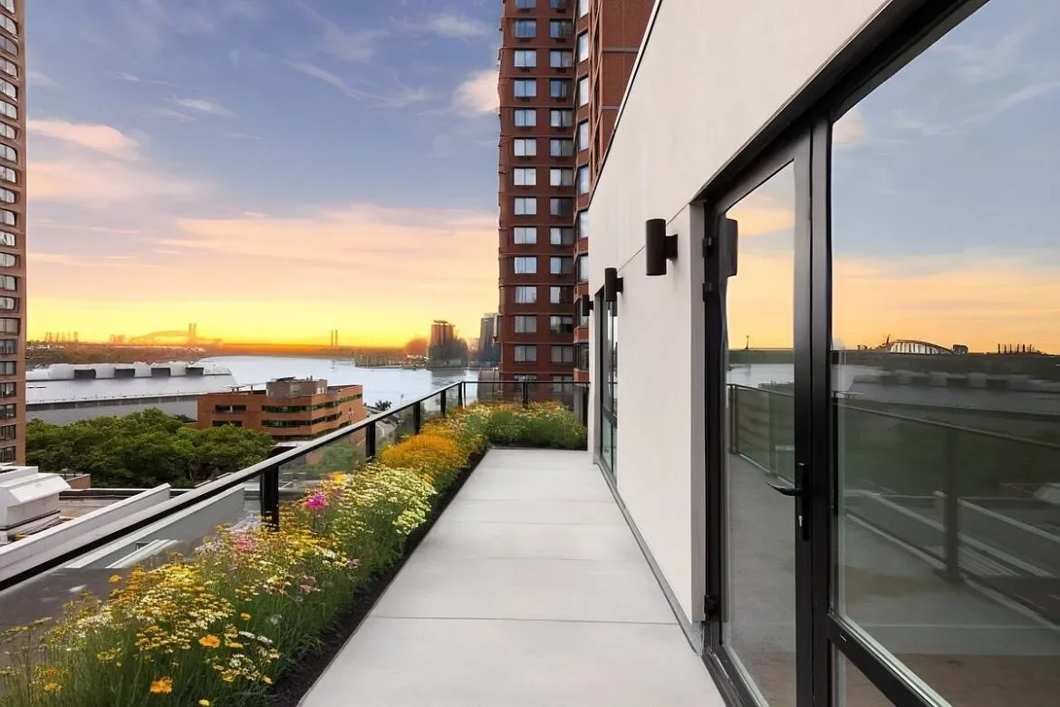 GRACIE GREEN, 427 E 90TH ST, New York, New York, United States. - Photo 13
