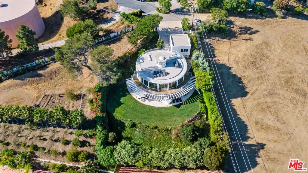 6375 Gayton Place, Malibu, California, United States. - Photo 27