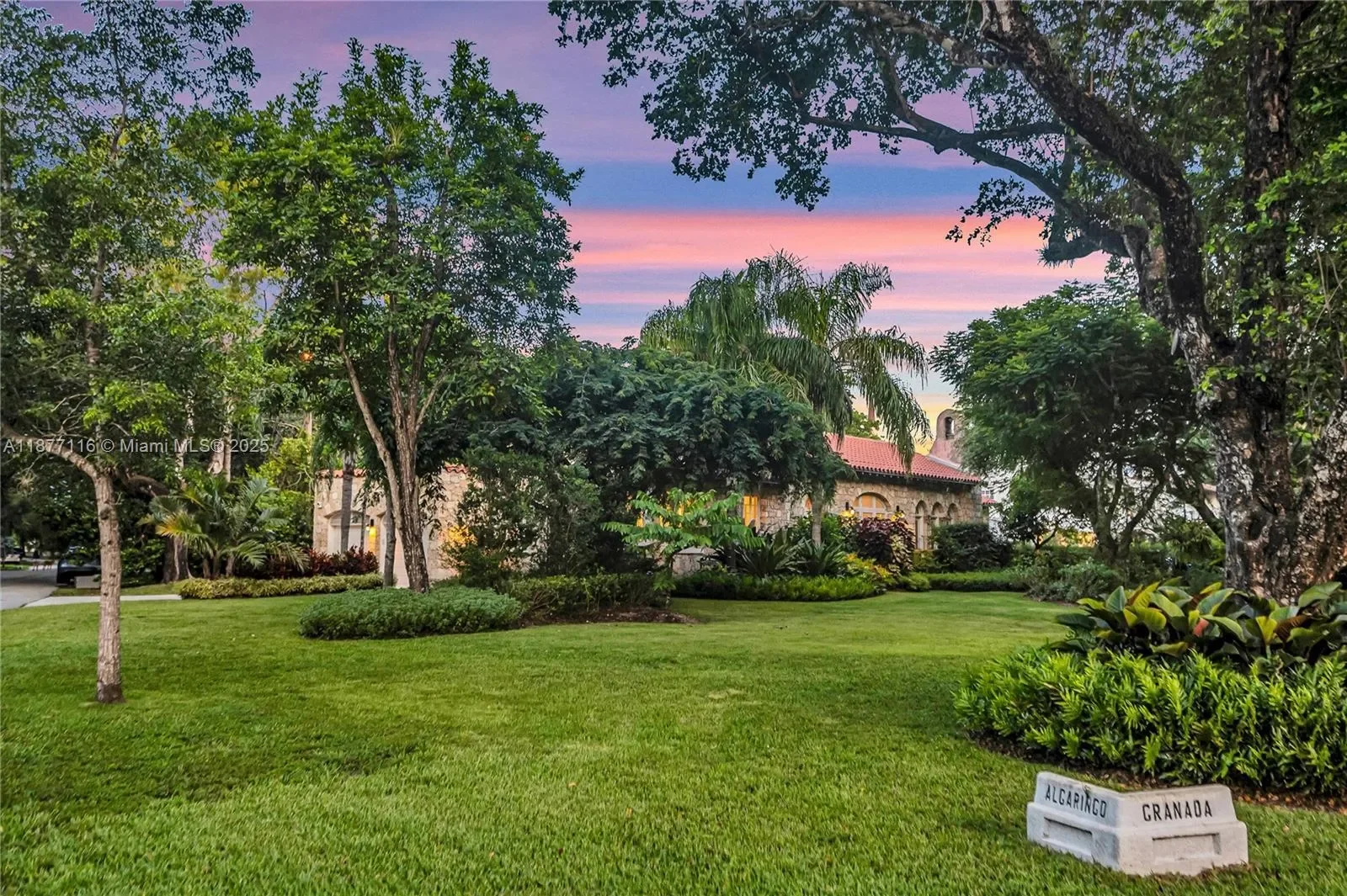 3903 Granada Blvd, Coral Gables, Florida, United States. - Photo 32
