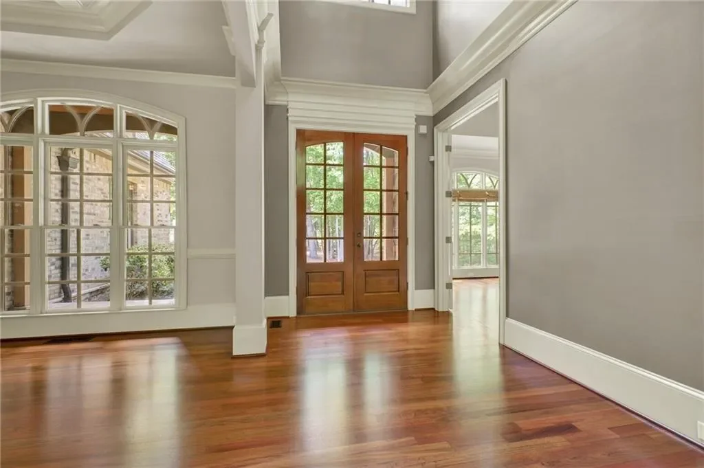 Gallery photo 8