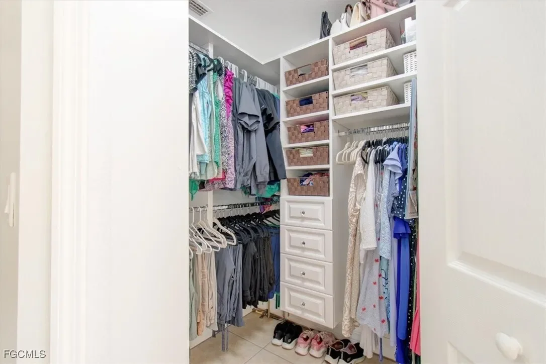 Gallery photo 6