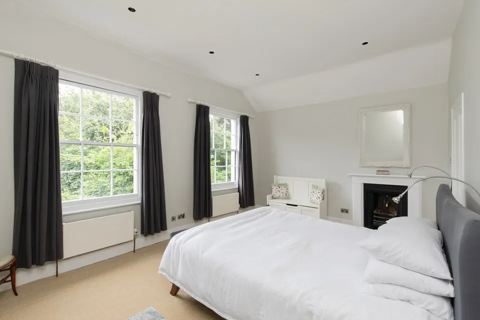 Gallery photo 3
