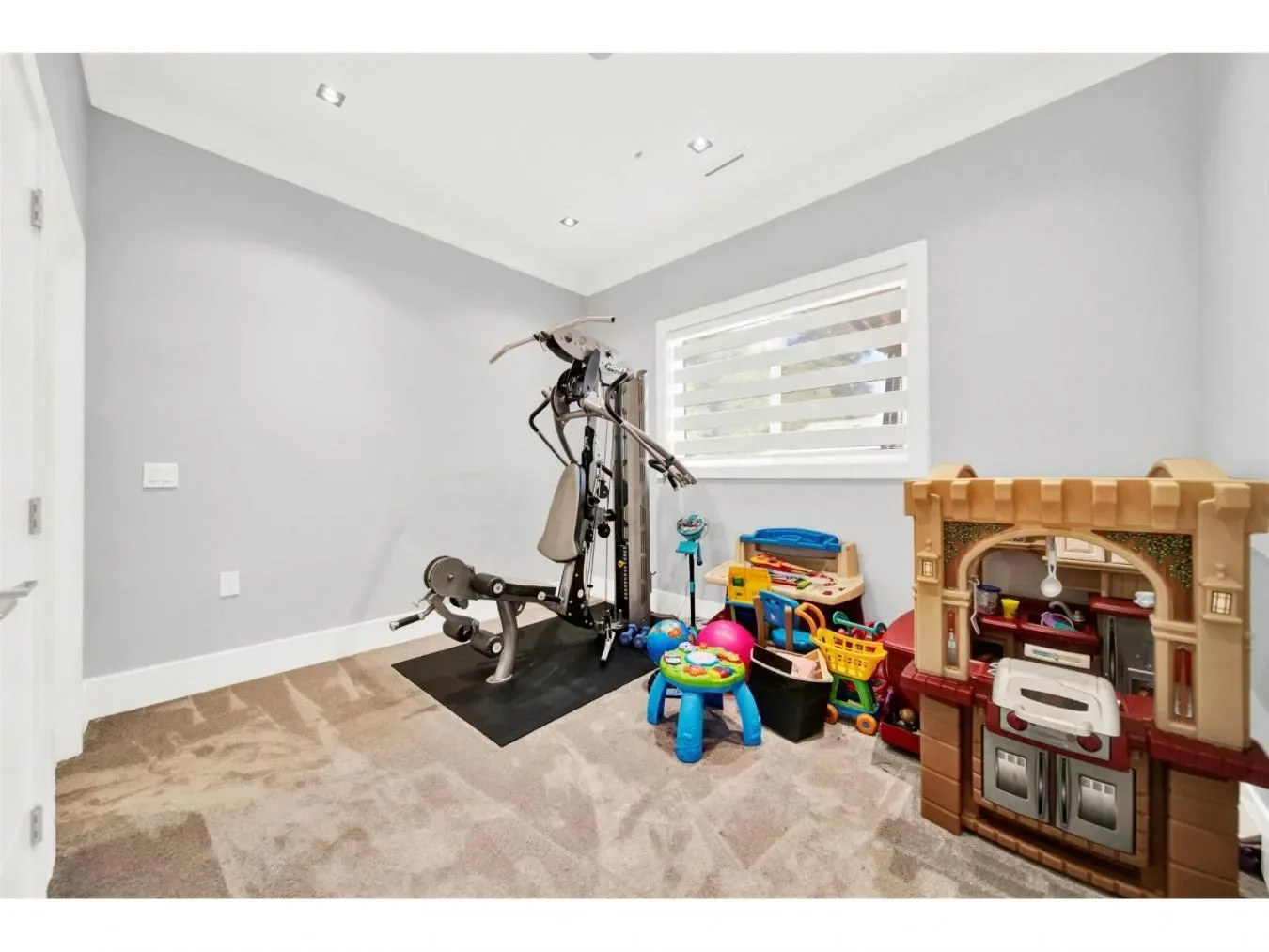 8670 TUNIS PLACE, Surrey, British Columbia, Canada. - Photo 26
