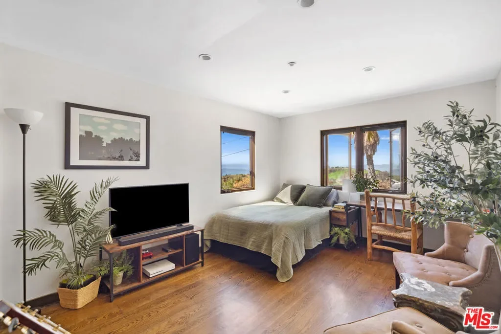 24798 Brown Latigo, Malibu, California, United States. - Photo 5