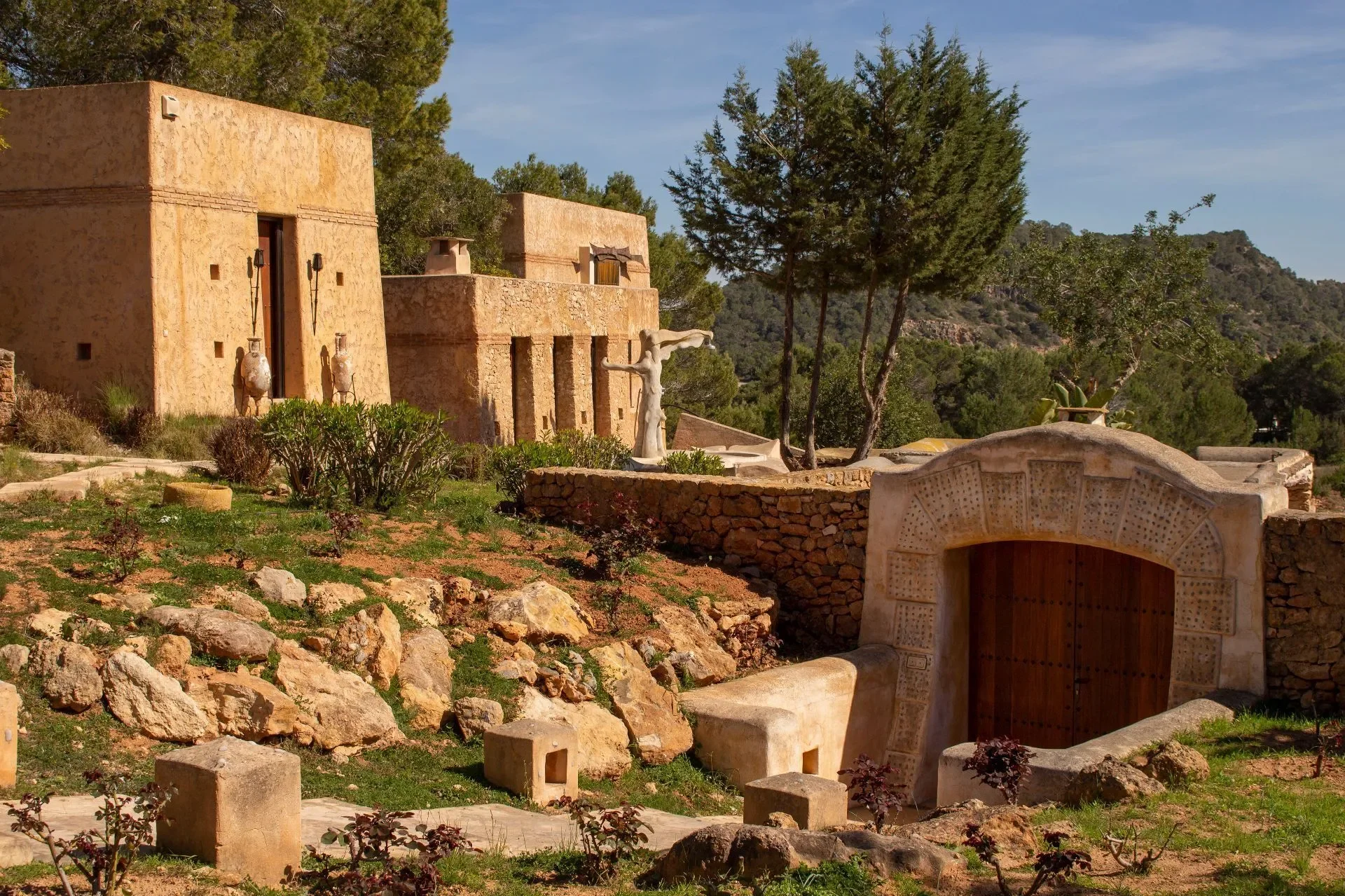 Exterior photo 8