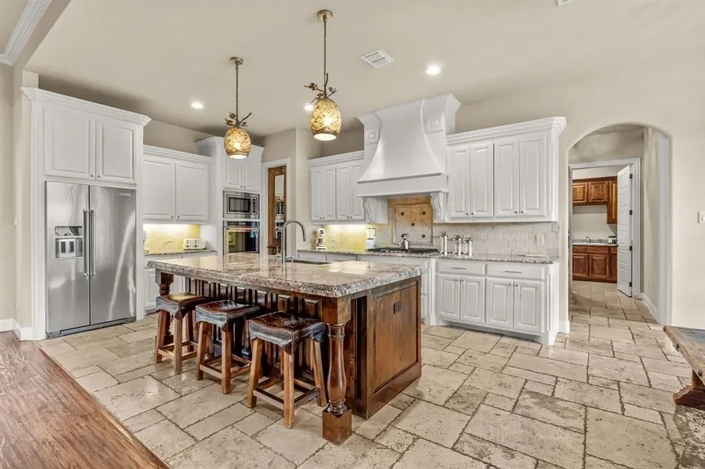 7756 Bella Milano Drive, Fort Worth, Texas, United States. - Photo 16