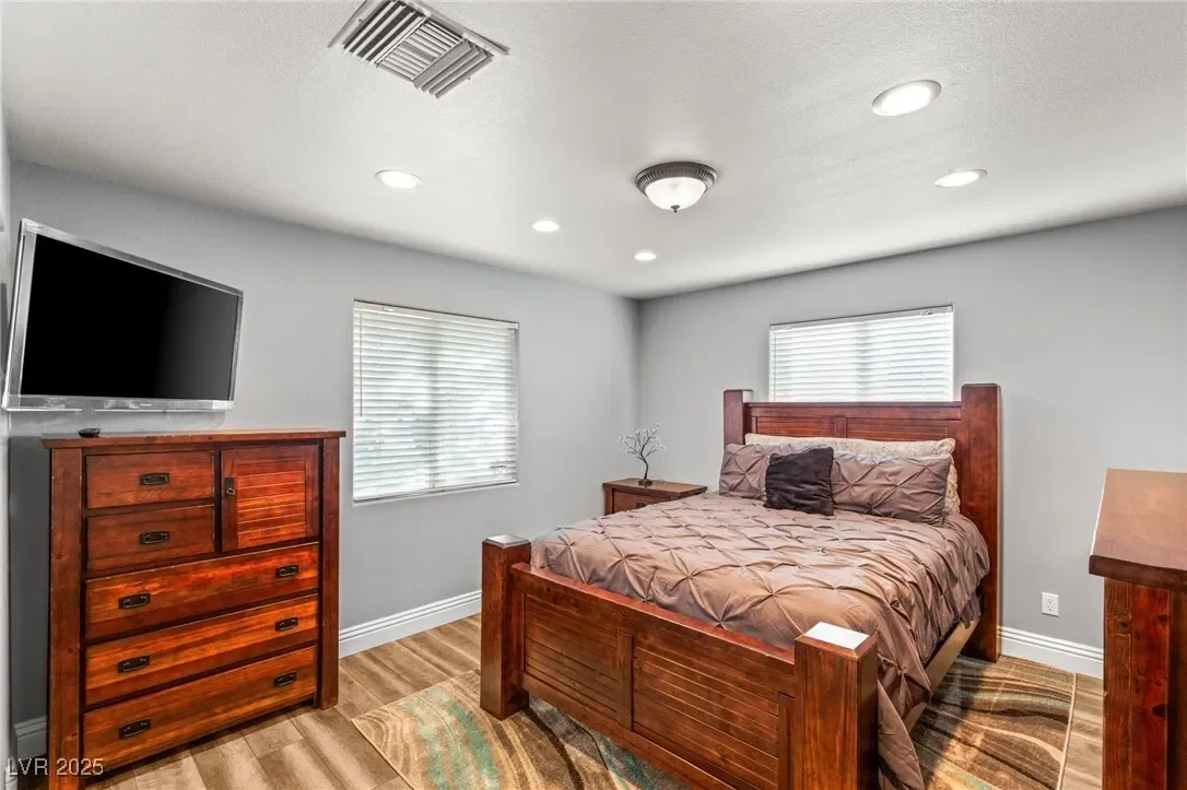 8275 W Craig Road, Las Vegas, Nevada, United States. - Photo 29