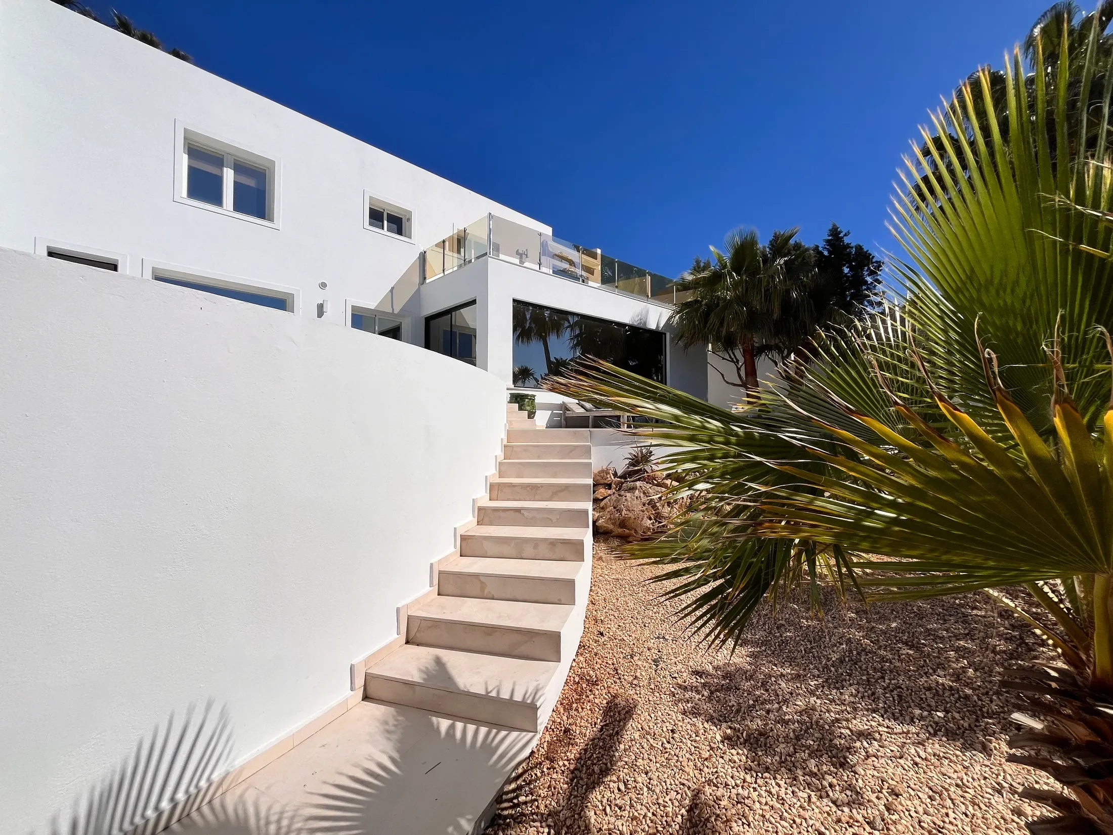 Exterior photo 10