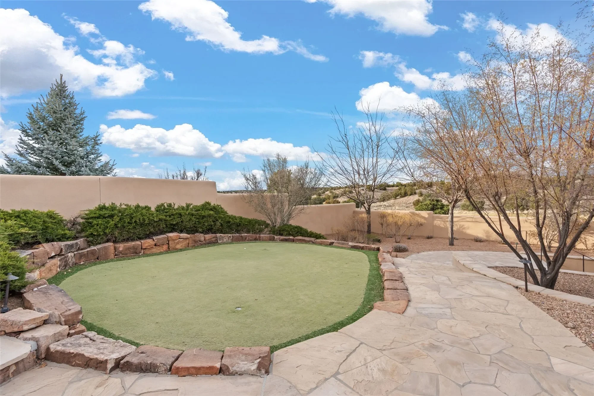 50 Paseo Aragon, Santa Fe, NM 87506, Santa Fe, New Mexico, United States. - Photo 19