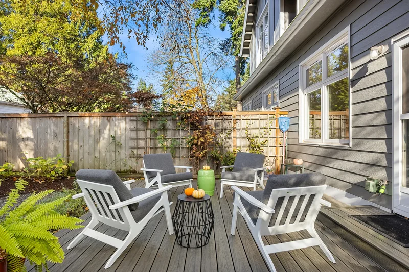 171 Wallace Wy NE Unit #B , Bainbridge Island, WA 98110, Bainbridge Island, Washington, United States. - Photo 31
