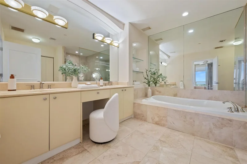 2100 N Ocean Blvd 20D, Wilton Manors, Florida, United States. - Photo 17