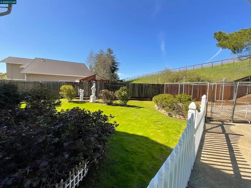 403 Gerald Court, Benicia, California, United States. - Photo 24