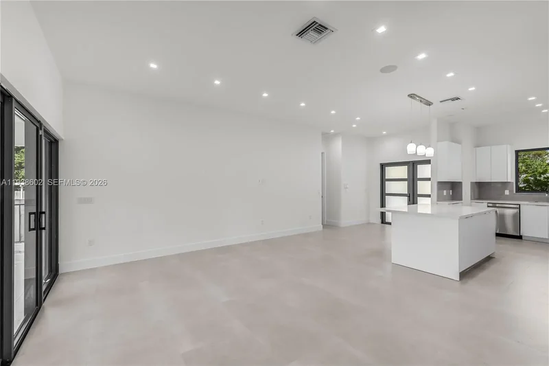 1030 NE 121st St, Miami, Florida, United States. - Photo 13