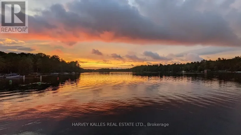 Gravenhurst (Muskoka (S)), ON, CANADA, Gravenhurst, Ontario, Canada. - Photo 19