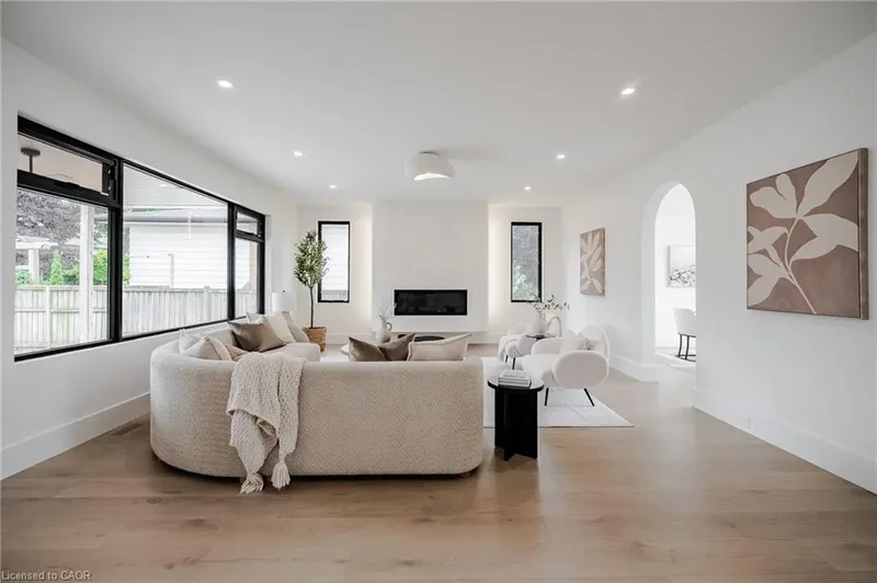 504 Winona Road, Hamilton, Ontario, Canada. - Photo 10