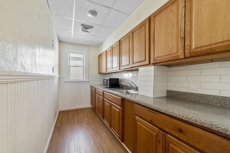 141 Cambridge St, Worcester, MA 01603-2339, Worcester, Massachusetts, United States. - Photo 20