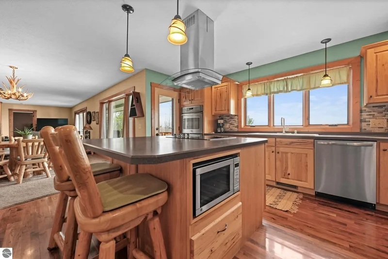 11660 Indian Road, Kewadin, MI 49648, Elk Rapids, Michigan, United States. - Photo 47