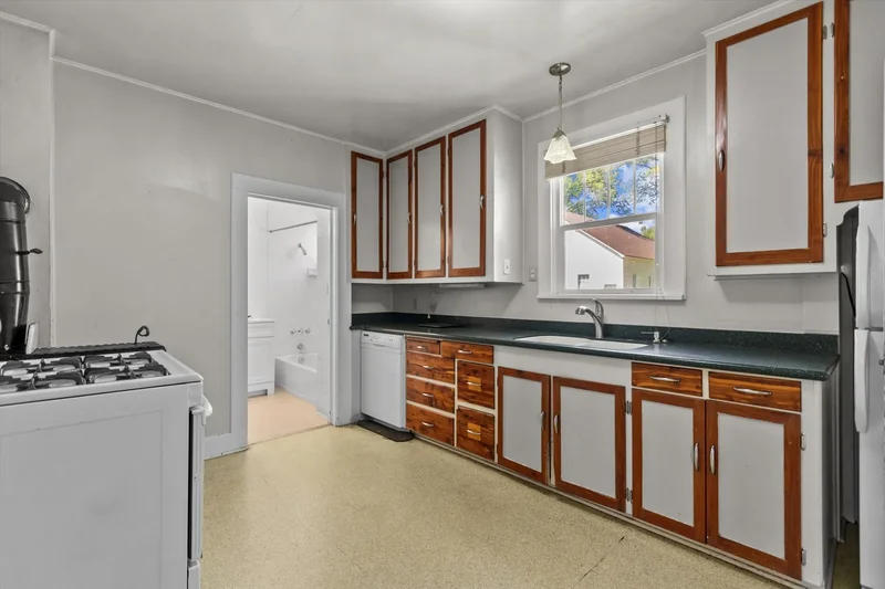 Rare Historic Charm In Minden