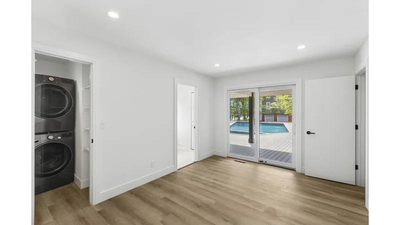 12 Plume Grass Way, Westhampton, New York, United States. - Photo 3