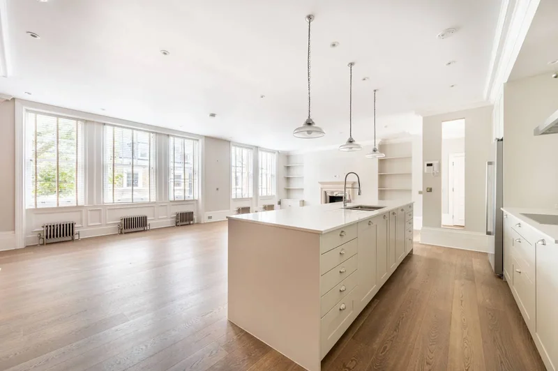 8 Holland Park Mansions, Central London, London, England, United Kingdom. - Photo 13