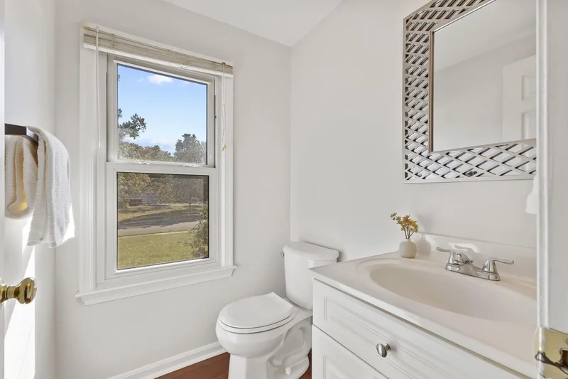 11 Butternut Way , Sterling, VA 20164, Sterling, Virginia, United States. - Photo 18