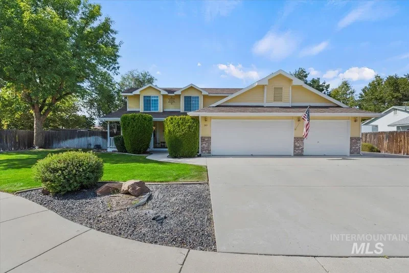 3 Bedrooms Other Residential